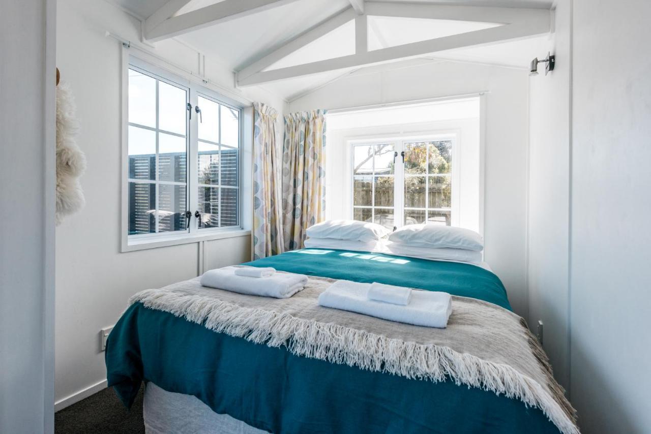 Pohutukawa Cottage, Waiheke Island Surfdale Exterior photo